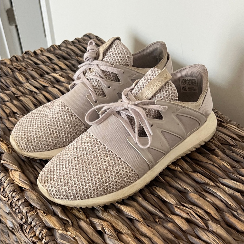 Adidas Light Purple Sneakers